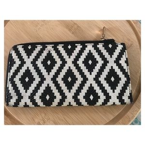 Black and white beaded wallet.